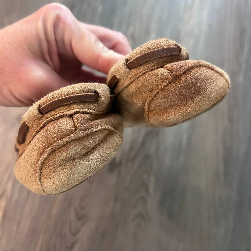 Crewcuts kids slippers size 13
